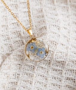 Forget Me Not Pendant Necklace, Pressed Real Flower Resin Jewerly, Miscarriage Gift, Memorial Gift for Her, Real Flower Gift for Her