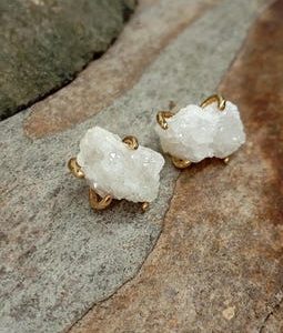 Handmade White Druzy Stud Earrings, Raw Geode Crystal, Gold Plated Stainless Steel