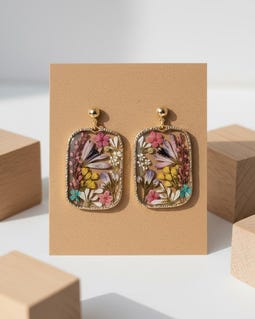 Pressed Flower Resin Earrings | Gold Botanical Dangle Jewelry | Unique Garden Statement | Gift for Her