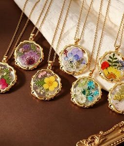 Personalized Birth Flower Necklace, Custom Resin Flower Necklace, Teardrop Resin Pendant, Botanical Necklace, Birthday Gift For Mom