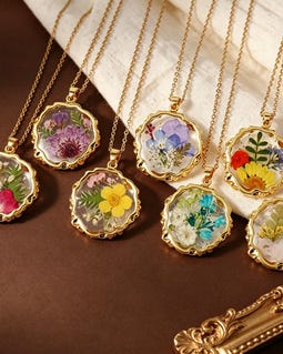 Personalized Birth Flower Necklace, Custom Resin Flower Necklace, Teardrop Resin Pendant, Botanical Necklace, Birthday Gift For Mom